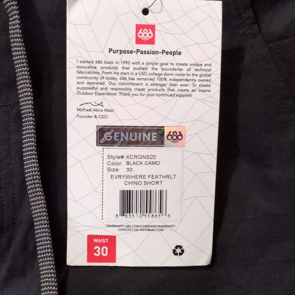 686 Everywhere Featherlight Black Chino Shorts Size 30x8 - Picture 6 of 12